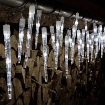 Produktbild von LED-Eiszapfenlichterkette, 48 LEDs weiß, Außen-Transformator