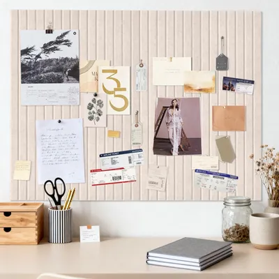 Productafbeelding van Zelfklevende Vilt-Pinnwand 40 x 60 cm - Decoratief Memo-Bord voor Thuis en Kantoor