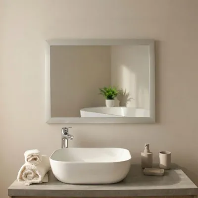 Immagine prodotto di Specchiera rettangolare con cornice in alluminio L.57 x H.77 cm