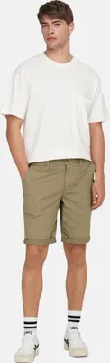 Image de Only & Sons Short Short uni Peter Reg Twill avec poches latérales et ourlet retourné