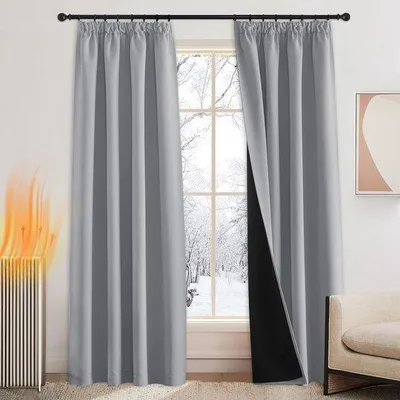 Zdjęcie produktu dla Zestaw 2 zasłon termoizolacyjnych Unyqoos®, dwuwarstwowych, z taśmą marszczącą, wymiar 140 x 245 cm każdy, czarne, zapewniające pełną zasłonę i izolację termiczną