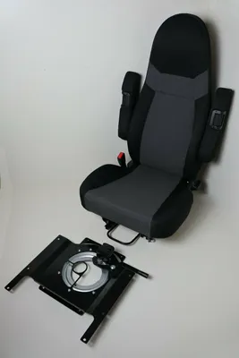 Produktbild von Aguti Sitz Beifahrerseite Milan + Drehkonsole + Untergestell Set