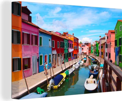 Zdjęcie produktu dla OneMillionCanvasses® - Obraz na płótnie - 140x90 cm, Kanał przez kolorową wyspę Burano we Włoszech, Dekoracja ścienna - Zdjęcie na płótnie - Obraz na drewnianej ramie
