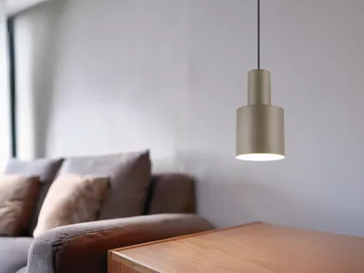 Produktbild von Kleine LED Pendelleuchte mit Metall Lampenschirm, Esstischlampe Taupe hängend