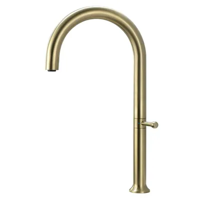 Produktbild von GranMaster GRAVIS Küchenarmatur Gold Gebürstet – Edelstahl Wasserhahn mit Hohem Auslauf, 360° Drehbar, Einhebelmischer, Modernes Design