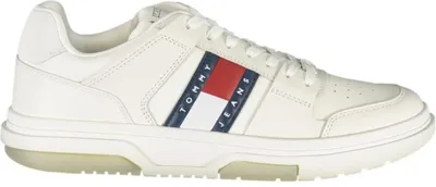 Produktbild von Eleganter weißer Herrensportschuh mit Kontrastdetails und herausnehmbarem Fußbett