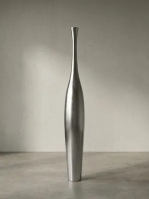 Produktbild von Elegante Aluminium Blumenvase - 100 cm, Silber, Zeitloses Design, Handgefertigt. 13x13x100 cm | Kadima Design