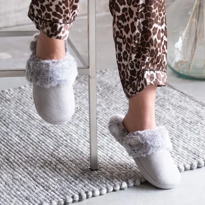 Produktbild von Irisette Slipper Kuschel-Hausschuhe Puschen mit Felloptik 8953-11 silber 37-39