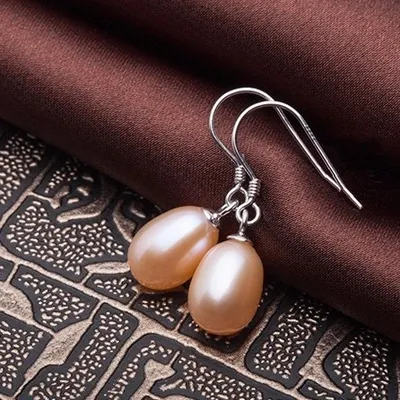 Produktbild von Elegante Hängende Perlen Ohrringe in Rosa - Stilvoller Schmuck KP581