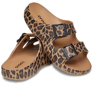 Produktbild von Crocs Women's Animal Saturday Sandal Sepia/Leopard Sepia/Leopard 39-40
