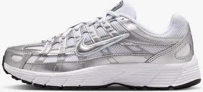 Image de Nike P-6000 "White Metallic Silver" Blanc, Taille : Inconnu (USM 7Y)