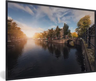 Produktbild von MuchoWow® Gerahmtes Poster Amsterdams Keizersgracht bei Sonnenuntergang 60x40 cm - Poster mit Schwarzem Bilderrahmen Wandposter Rahmen Foto Bilder - Printing - Wanddeko Schlafzimmer