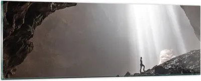 Produktbild von Bilder auf glas - Einteilig - Höhle Morgendämmerung Frau - 90x30cm - Glasbilder - Wandbilder - Bilder - zum Aufhängen bereit - Wanddekoration aus Glas - Glas Bilder - Wandbild auf Glas - GAB90x30-4468