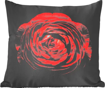 Produktbild von MuchoWow® Zierkissen Sofakissen Wohnzimmer Dekokissen 60x60 cm Eine Nahaufnahme einer roten Butterblume auf schwarzem Hintergrund - Sitzfläche - Foto Polster