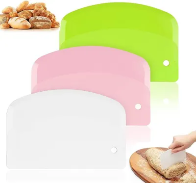 Produktbild von 3 Stück Teigschaber - Teigausstecher - Spatel für Torten - Backspachtel - 13.5 x 9 cm - Schaber - für Torten/Glasur/Kuchen - Kunststoff
