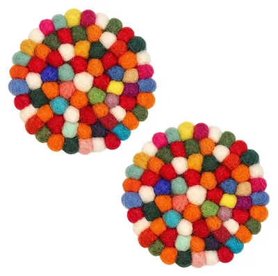 Productafbeelding van Set van 2 ronde onderzetters van wolvilt - 10 cm, kleurrijk ontwerp