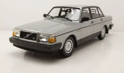 Produktbild von Minichamps 155171408 Volvo 240 GL 1986 silber 1:18
