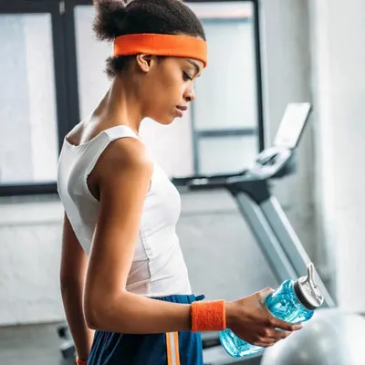 Productafbeelding van CHPN – Zweetband – Hoofdband – Set zweetbanden – Set – Armbanden – Zweetbanden – Frotte – 3-delig – Katoen – Elastisch – Sportband – Sportaccessoires – Oranje – Moedig Nederland aan – Holland
