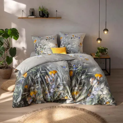 Produktbild von Estella Bio Mako Satin Bettwäsche 135x200 Celia salbei Blütenzweige grau 3425-532