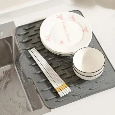 Immagine prodotto di Tappetino in silicone per l'asciugatura delle stoviglie, tappetino antiscivolo per lavello e cucina, tappetino resistente al calore per l'asciugatura delle stoviglie e la protezione del piano di lavoro - DripDrain