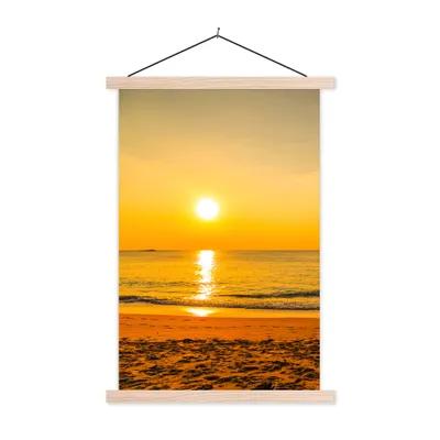 Produktbild von MuchoWow® Textilposter Palme - Strand - Sonnenuntergang - Meer 60x90 cm mit holzfarbenen Rahmen - Textil