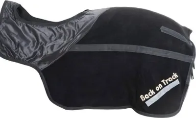 Produktbild von Back on Track Ausreitdecke Supreme Nierendecke 155