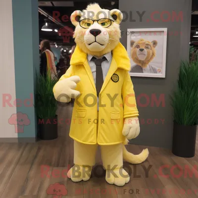 Productafbeelding van Mascottekarakter REDBROKOLY van een citroengele Smilodon gekleed met een jas en bril