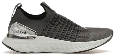 Produktbild von Nike React Phantom Run Flyknit 2 Iron Grey Silver - EU 43