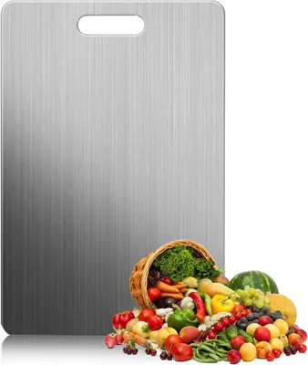 Produktbild von Titan-Schneidebrett - Doppelseitig - PFAS-frei - Edelstahl 304 - für Küche/Outdoor/Camping - 28x39cm - Für Obst, Fleisch und Gemüse