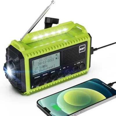 Productafbeelding van Ibenzoa® Draadloos DAB/FM-radio (30 DAB/30 FM) met zonne-energie, 5000 mAh powerbank & SOS-functie – 5 oplaadmethoden, handkurbel, zaklamp en leeslamp, IPX4