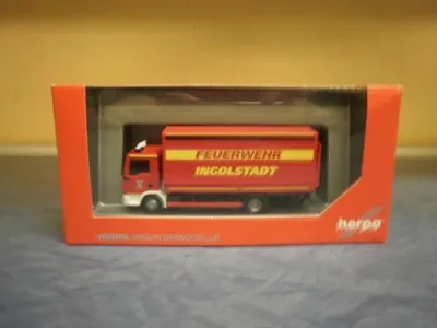 Produktbild von Herpa MAN TG-L Planen-LKW m.Ladebordw Feuerwehr 094221