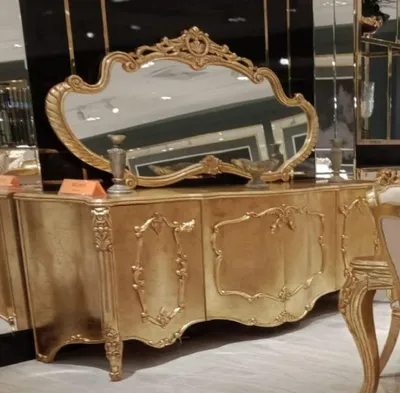 Obrázok produktu pre Casa Padrino luxusná súprava barokového nábytku zlatá - 1 barokový príborník so 4 dvierkami a 1 barokové nástenné zrkadlo - Nádherný barokový nábytok