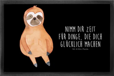 Produktbild von Mr. & Mrs. Panda Bodenvorleger Faultier Zufrieden 50 x 75 cm - Schwarz - Geschenk, Zufriedenheit, Happy, Glück, Glücklich, fußmatte, Schmutzmatte, Fussmatte