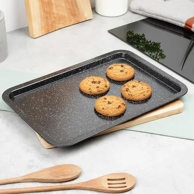 Obrázok produktu pre Granitový plech na pečenie – plech na pečenie – 38 x 26,5 x 1,5 cm – čierna farba