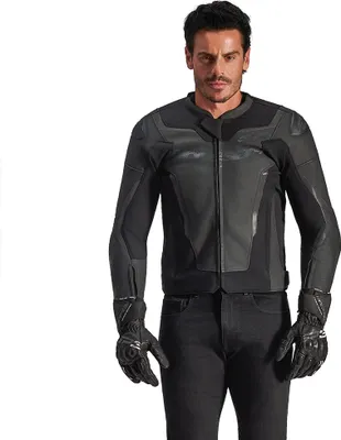 Imagen del producto de Chaqueta de cuero Alpinestars GP Force V2, talla 54, para hombre