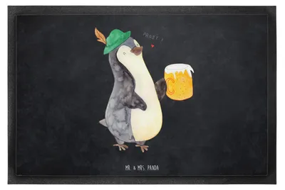 Produktbild von Mr. & Mrs. Panda bodenmatte Pinguin Bier 60 x 90 cm - Kreidetafel - Geschenk, fußmatte, , Beschwippst, Schmutzmatte, hausmatte, Schmutzfänger, Pinguine