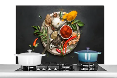 Produktbild von KitchenYeah® Spritzschutz Küche - Küchenrückwand - Wandschutz für Herd und Spüle - Gewürze - Teller - Pfeffer - Schwarz - Löffel - Silber 100x65 - Alu-Dibond (Alternative zum Spritzschutz aus Glas) -