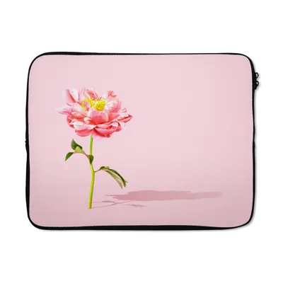 Produktbild von MuchoWow® Laptop Hülle 15 Zoll Rosa Pfingstrose auf einem rosa Hintergrund Laptoptasche - Laptoptasche - Sleeve - Rundum-Schutz