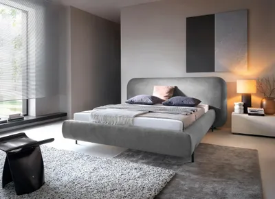 Obrázek produktu pro Dvoulůžková čalouněná postel 160x200 PIRELVO - šedá