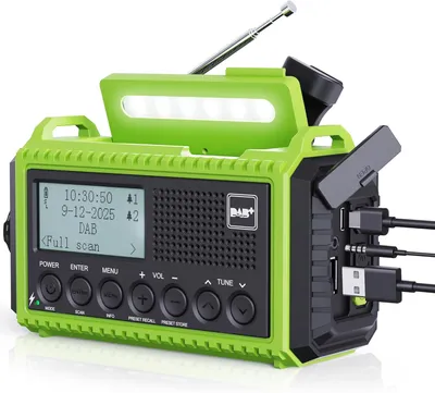 Obrázok produktu pre DAB rádio s funkciou núdzového vysielania - Vhodné na vonkajšie použitie - Integrovaná powerbanka s kapacitou 5000 mAh - Odolnosť proti vode (IPX4) - Zelená farba