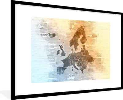 Produktbild von MuchoWow® MuchoWow® Gerahmtes Poster Karte - Europa - Zeitungen 90x60 cm - Poster mit zchwarzem Bilderrahmen - Wanddekoration - Fotos