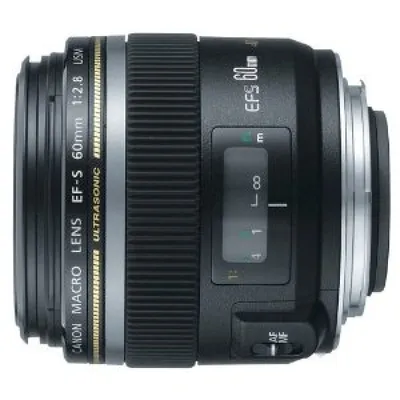 Produktbild von Canon Objektiv EF-S 60mm f2.8 Makro USM