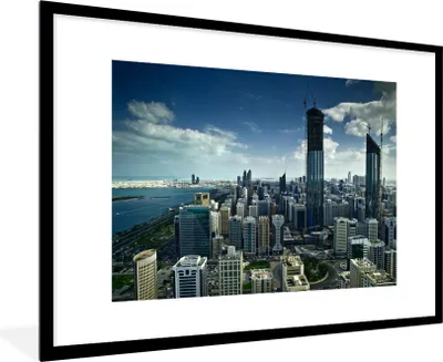 Produktbild von MuchoWow® Gerahmtes Poster Stadtzentrum von Abu Dhabi in den Vereinigten Arabischen Emiraten 90x60 cm - Poster mit Schwarzem Bilderrahmen Wandposter Rahmen Foto Bilder - Wanddekoration - Fotos