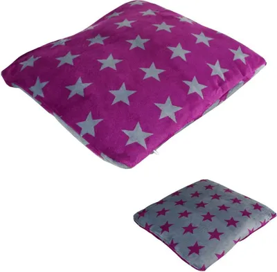 Produktbild von Kuschelweiches Dekokissen mit Sternmotiv und Wendeoptik aus Mikrofaser