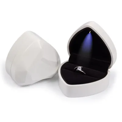 Produktbild von Herzförmige Ring-Geschenkbox mit LED-Licht, Samt-Schmuckbox für Hochzeit, Verlobung, Antrag, Geburtstag und Jubiläum(Weiß)