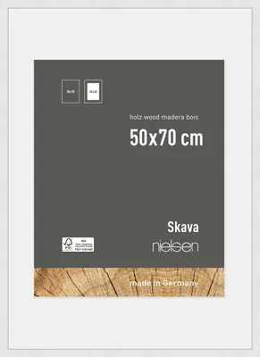Produktbild von nielsen Holz Bilderrahmen Skava Weiß, 50,0 x 70,0 cm - mit Passepartout 40x50 cm