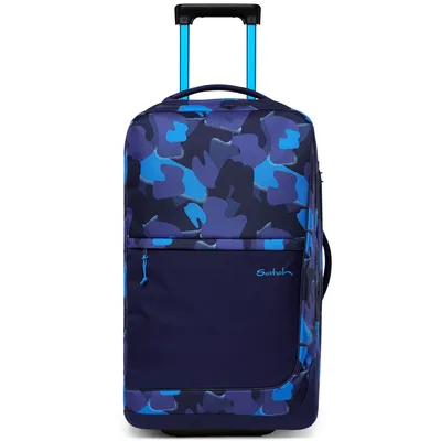 Produktbild von satch Trolley Flow M, 37 x 26 x 65 cm, 60 l Volumen, 2,72 kg Gewicht, Troublemaker (dunkelblau/blau/hellblau), TSA-Schloss, 2 Rollen, Teleskopgestänge, wasserabweisend, reflektierend, recyceltes Polyester mit Lederbesatz, 2 Hauptfächer, für Reisen, Klassenfahrt, Freizeit