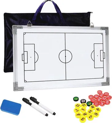 Produktbild von Famanu Taktikboard Fußballfeld - 45 x 30 cm - magnetisches Whiteboard für Trainer