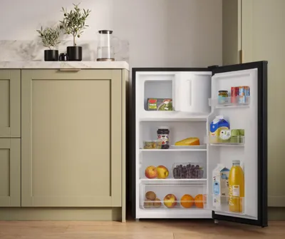 Produktbild von Tomado TRT4702B Tischkühlschrank mit Gefrierfach - 80 Liter - Schwarz