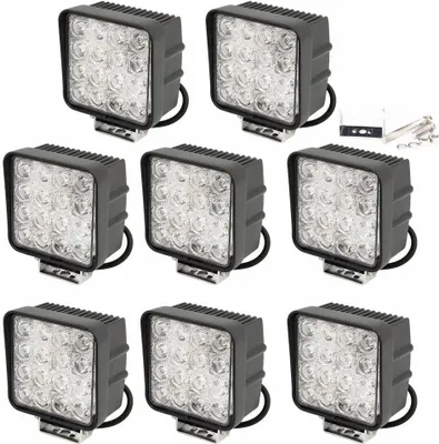 Produktbild von Greenmigo 8 X LED 48W Arbeitslicht Arbeitsscheinwerfer LED Offroad Flutlicht Spotlight Reflektor Scheinwerfer Arbeitsscheinwerfer 3800LM Schwarz Aluminium -- Traktor -- Bagger Garten Halle Werkstatt usw.